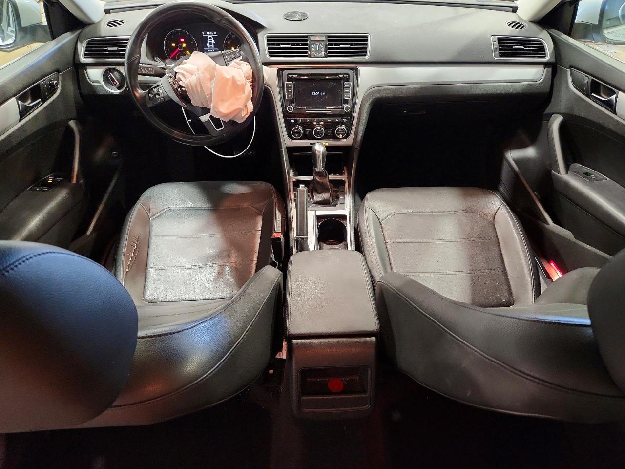 2012 VOLKSWAGEN PASSAT SE photo 22