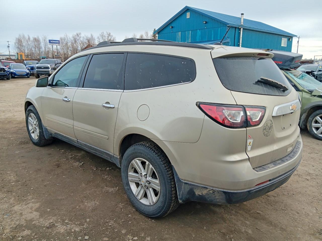 2014 CHEVROLET TRAVERSE LT photo 3