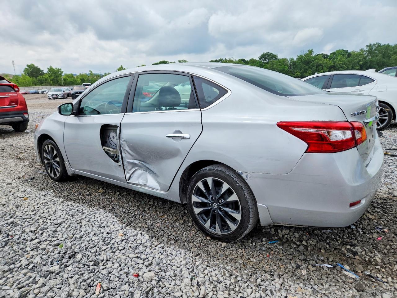2017 NISSAN SENTRA S photo 3