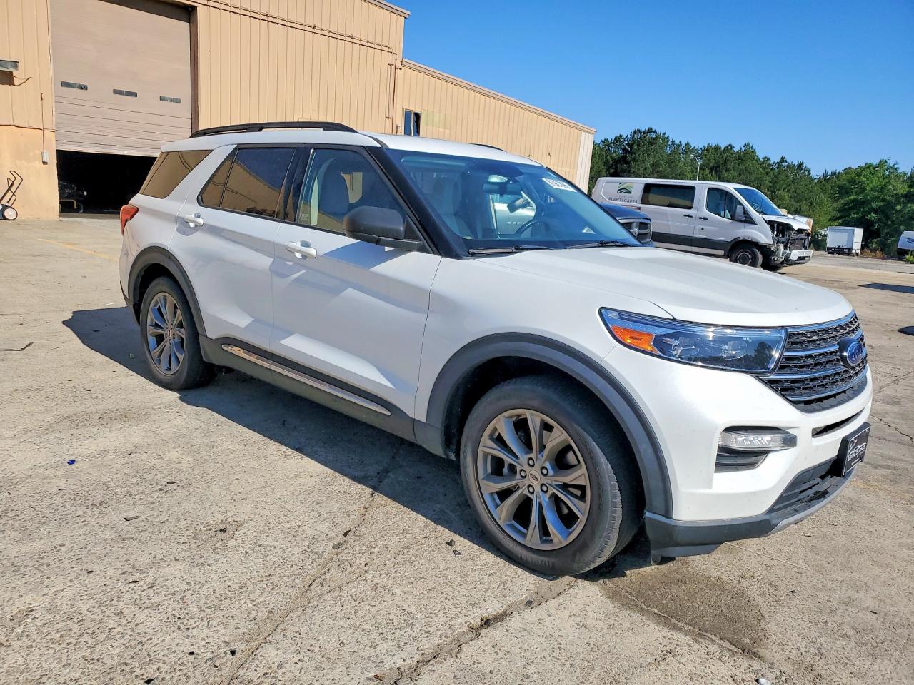 2021 FORD EXPLORER XLT photo 7