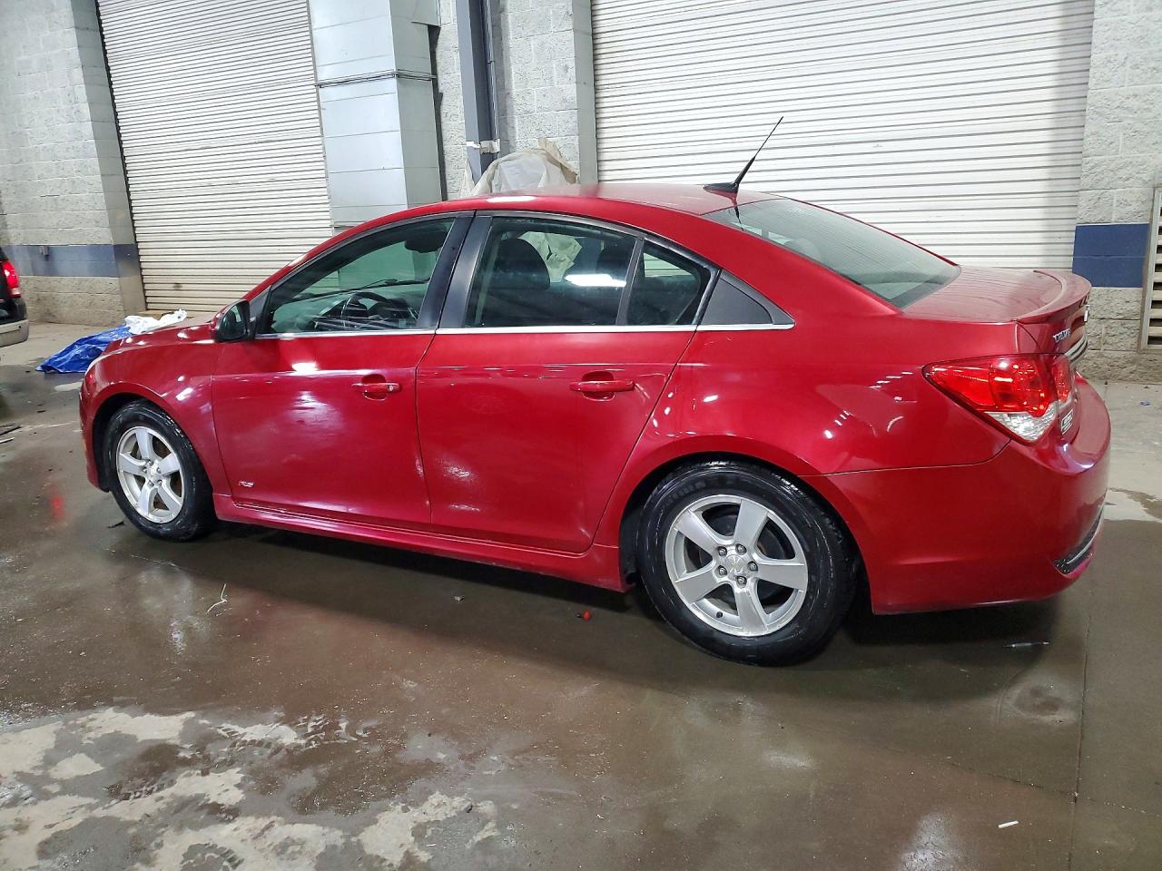 2013 CHEVROLET CRUZE LT photo 2