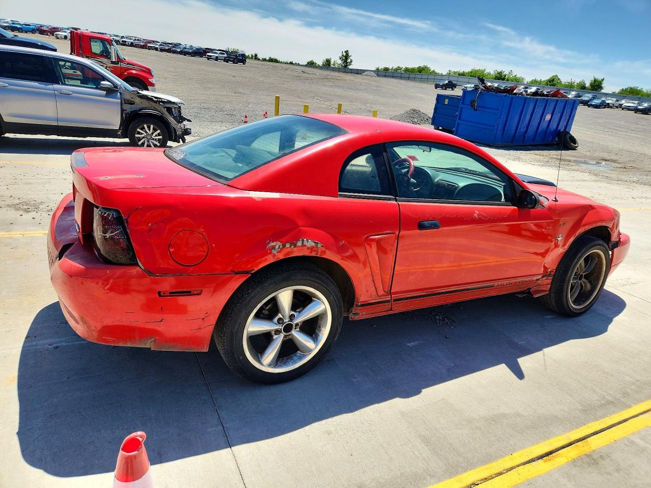 2001 FORD MUSTANG photo 5