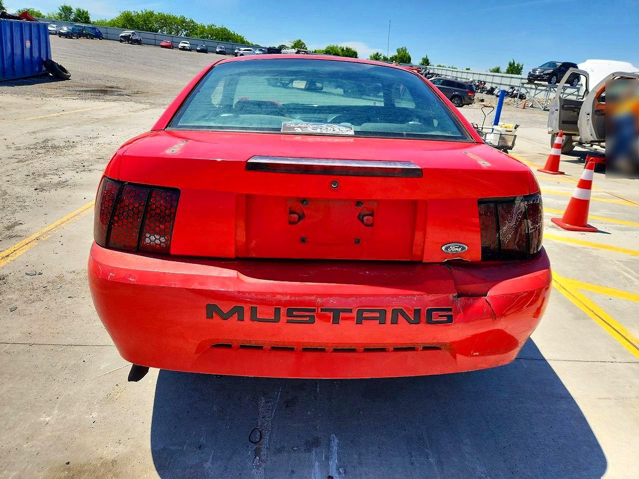 2001 FORD MUSTANG photo 11