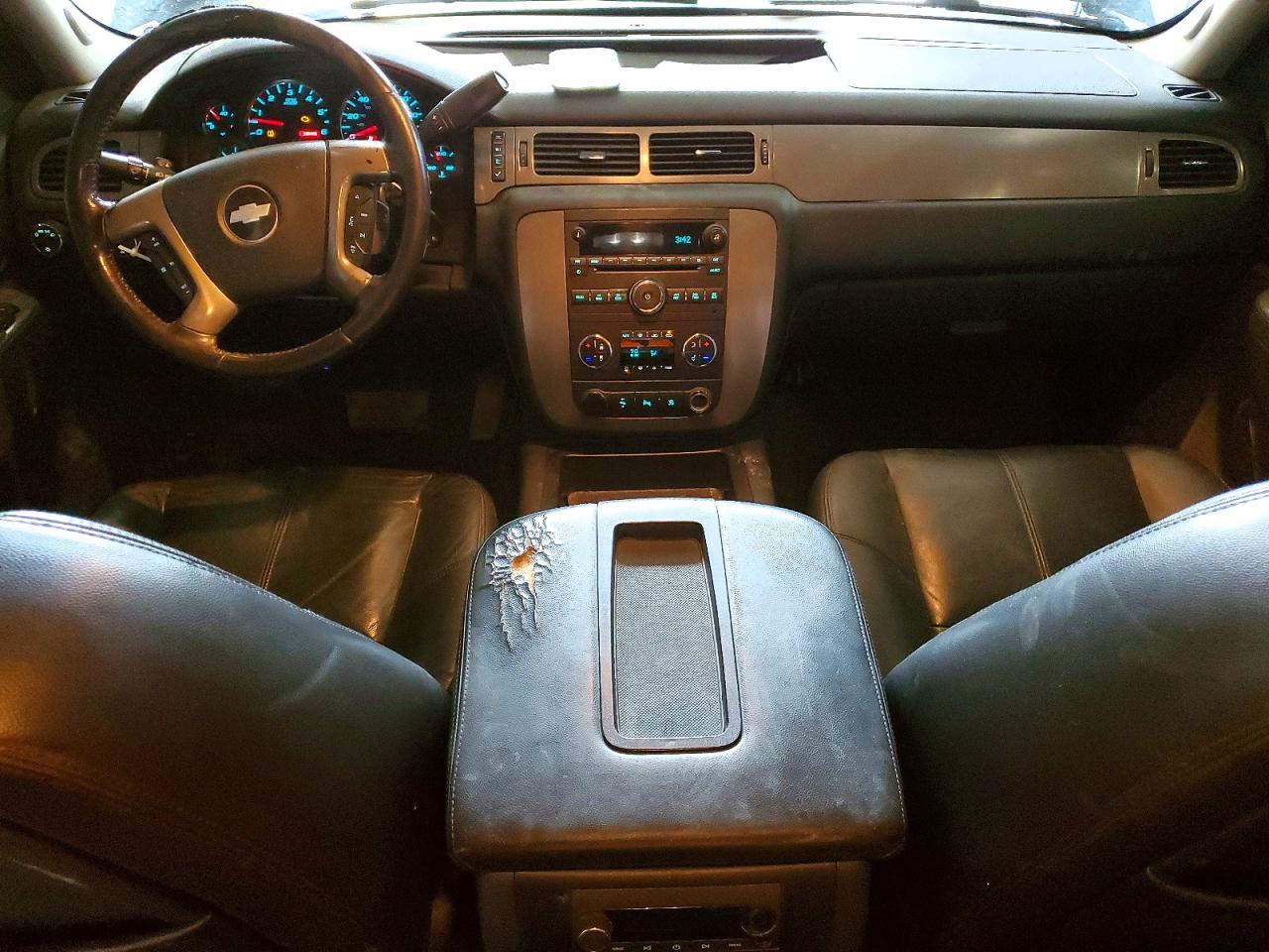 2010 CHEVROLET AVALANCHE LT photo 22