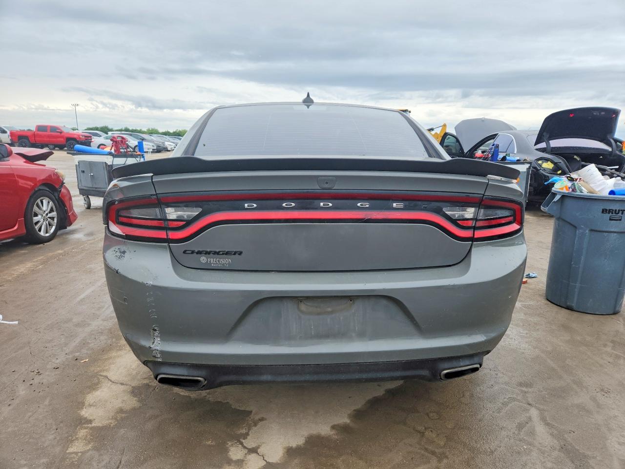 2017 DODGE CHARGER SXT photo 16