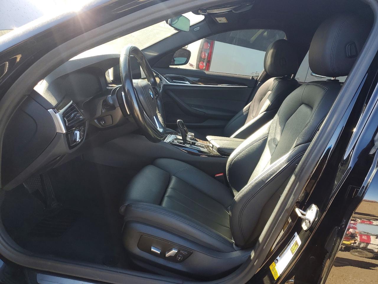2020 BMW 530 I photo 19