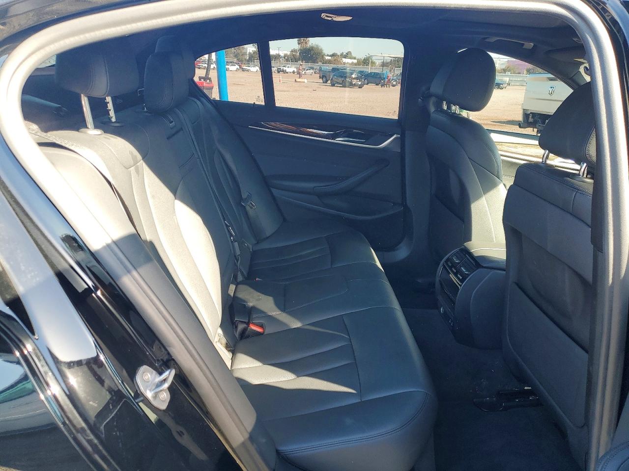2020 BMW 530 I photo 28