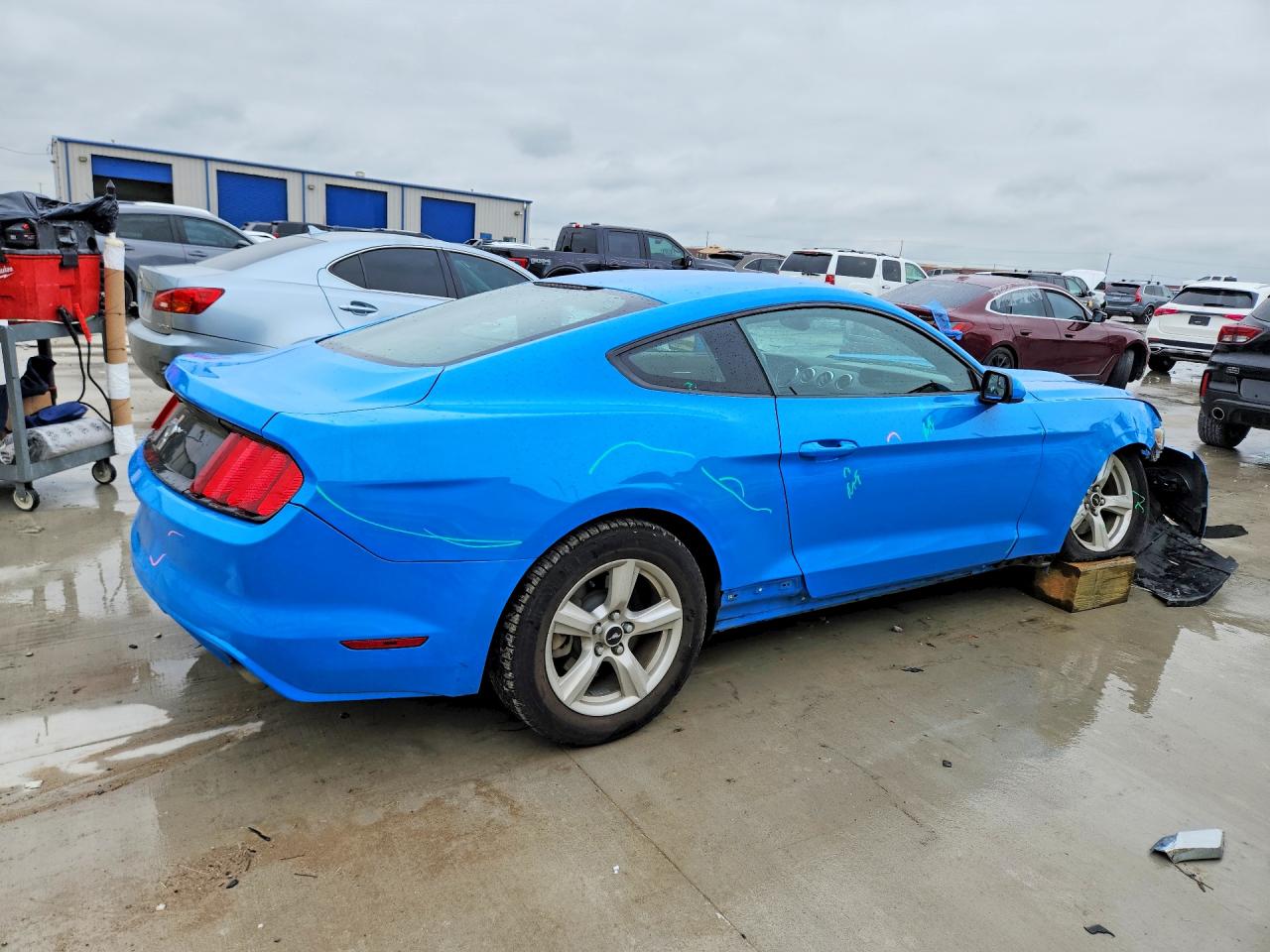 2017 FORD MUSTANG photo 3