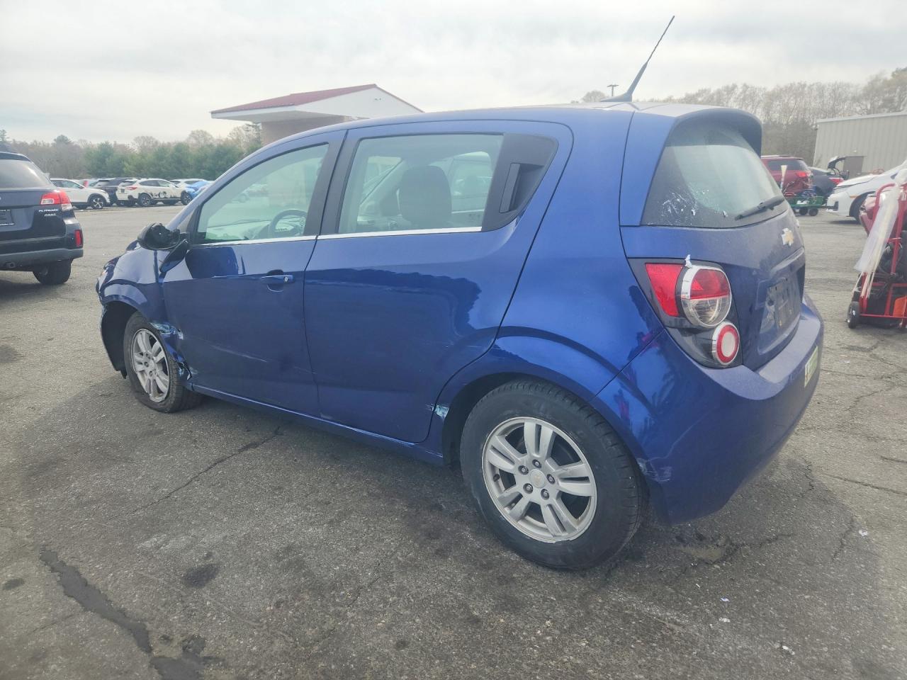 2014 CHEVROLET SONIC LT photo 2