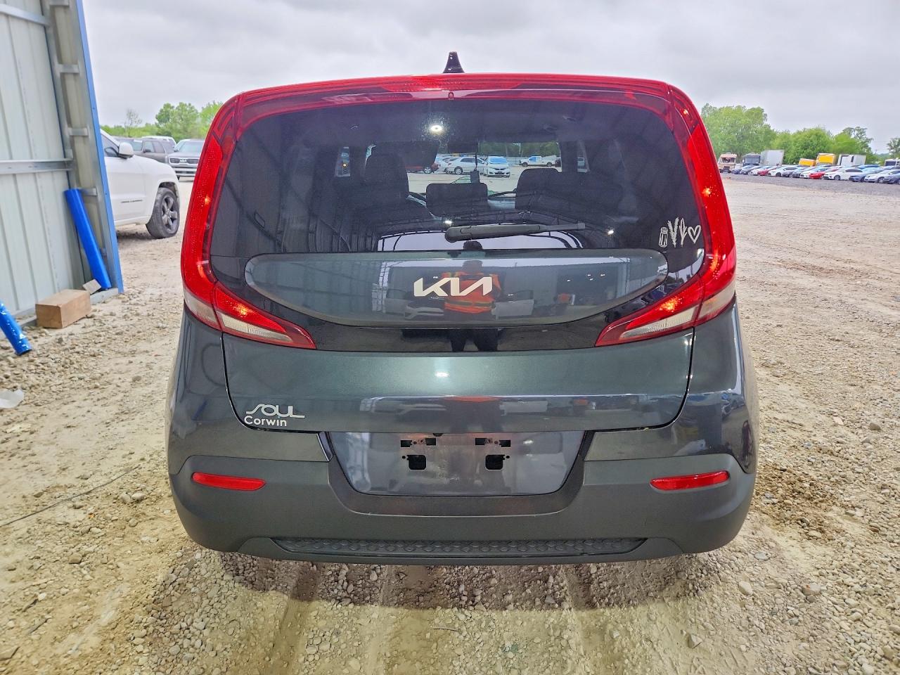 2022 KIA SOUL LX photo 16