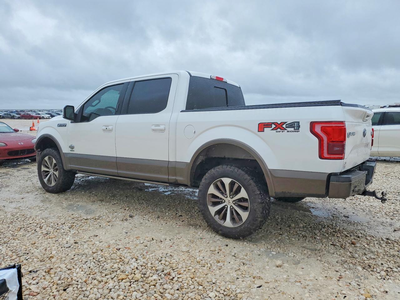 2017 FORD F150 SUPERCREW photo 3