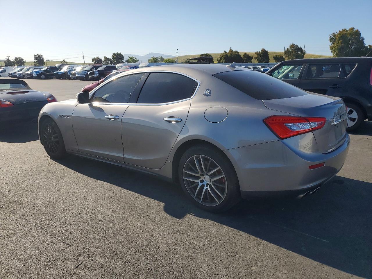 2016 MASERATI GHIBLI photo 4
