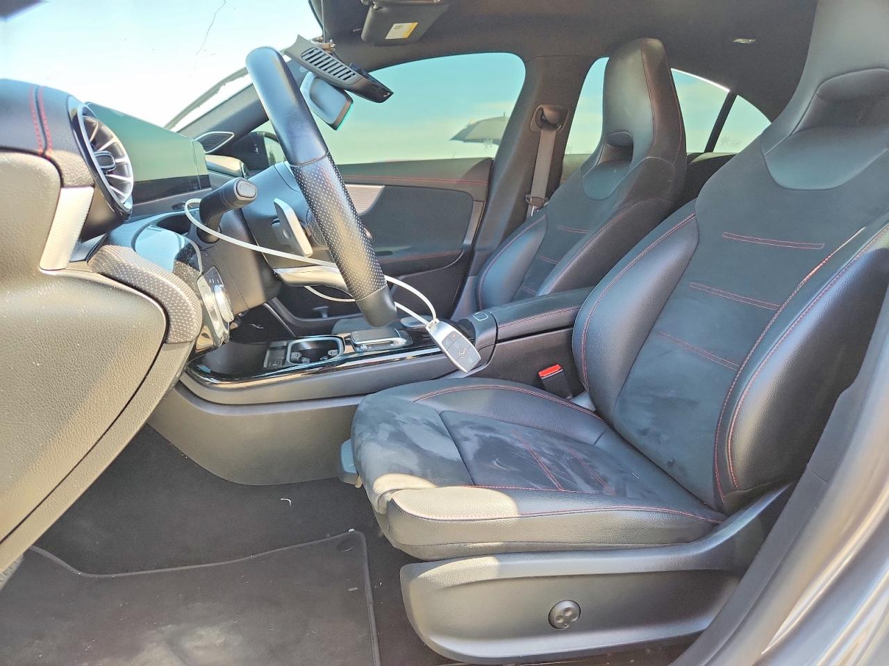 2023 MERCEDES-BENZ CLA 250 photo 7