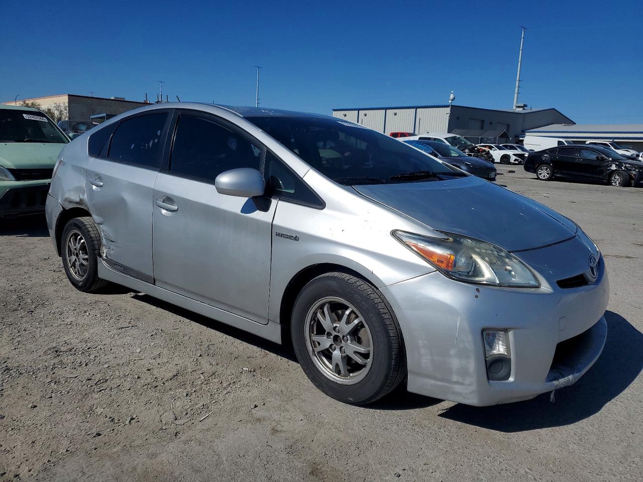 2010 TOYOTA PRIUS II photo 7