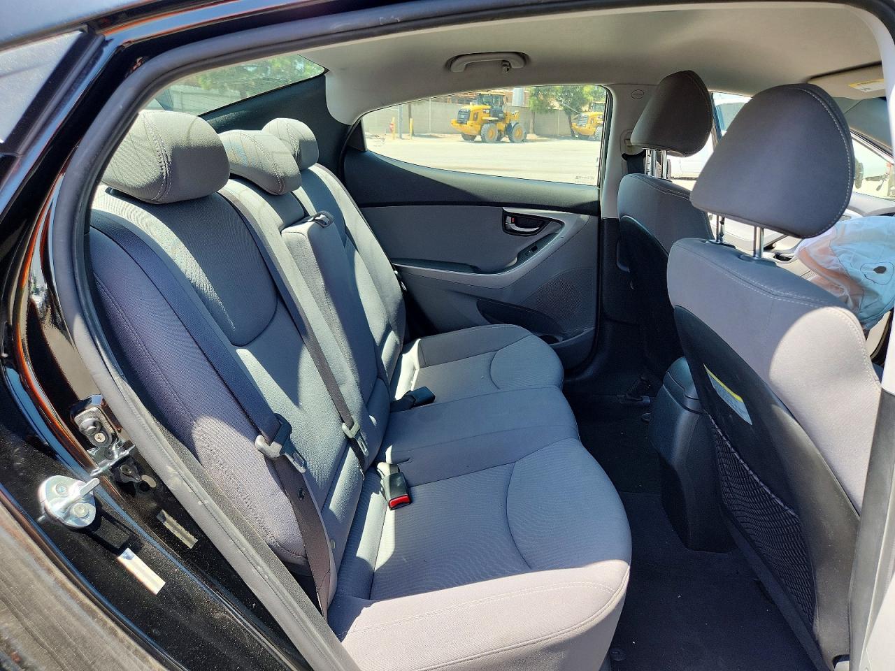 2014 HYUNDAI ELANTRA SE photo 19