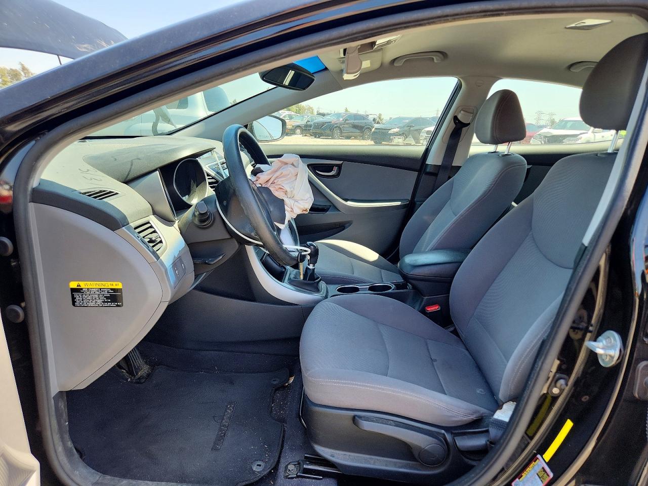 2014 HYUNDAI ELANTRA SE photo 13