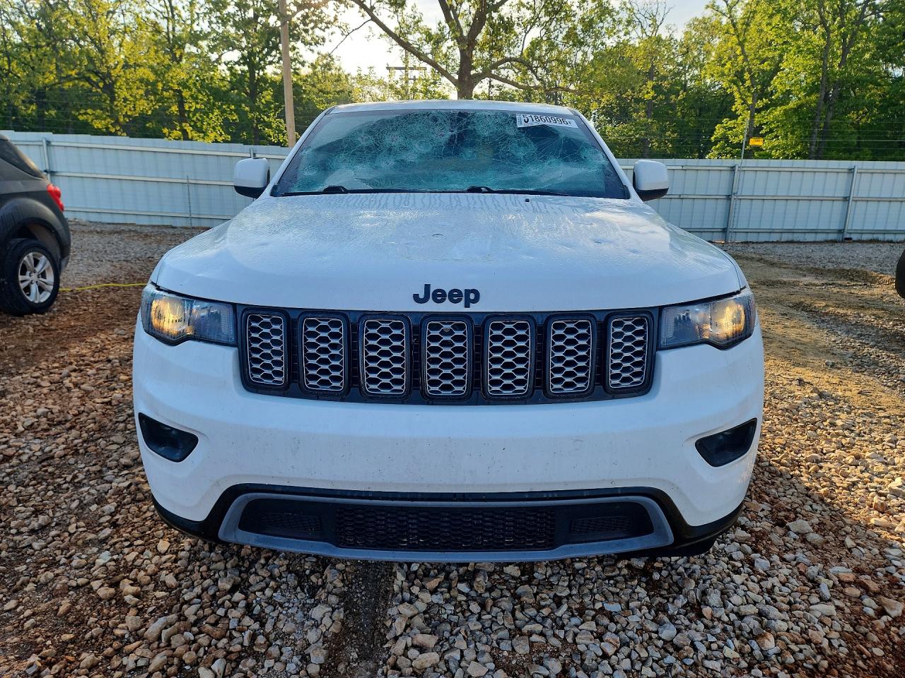 2022 JEEP GRAND CHEROKEE LAREDO E photo 13