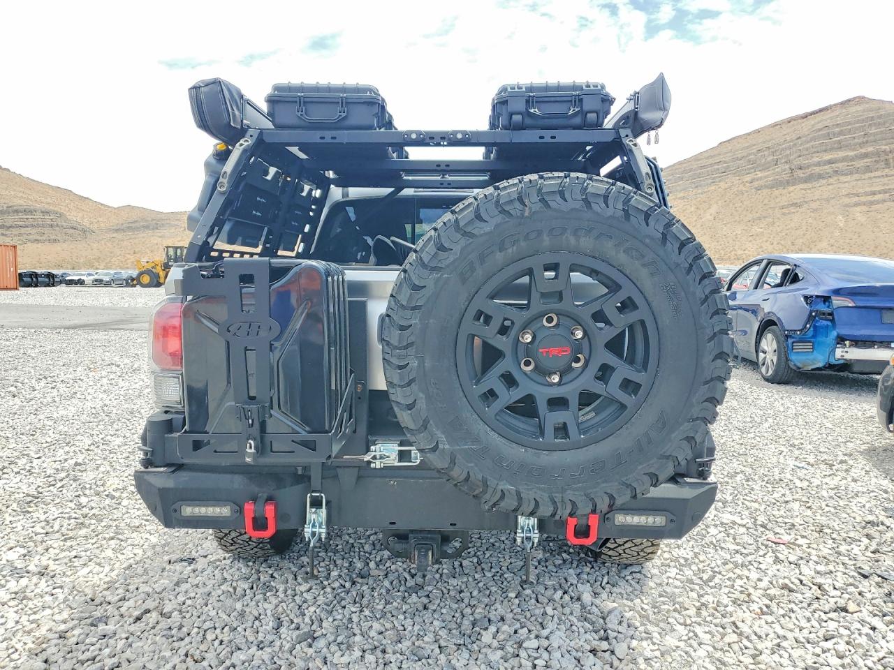 2022 TOYOTA TACOMA TRD OFF-ROAD photo 16