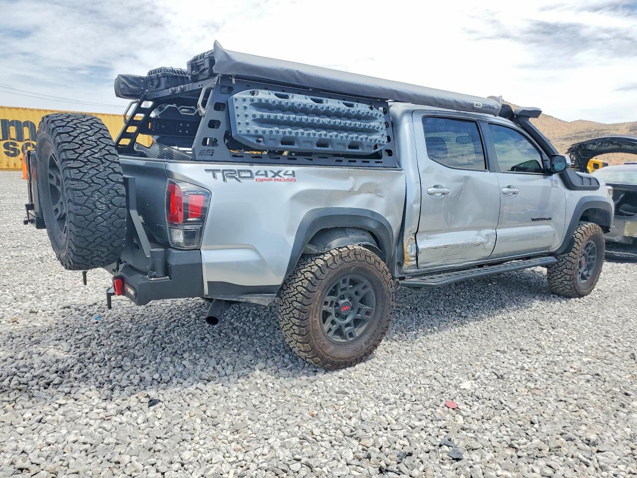 2022 TOYOTA TACOMA TRD OFF-ROAD photo 7