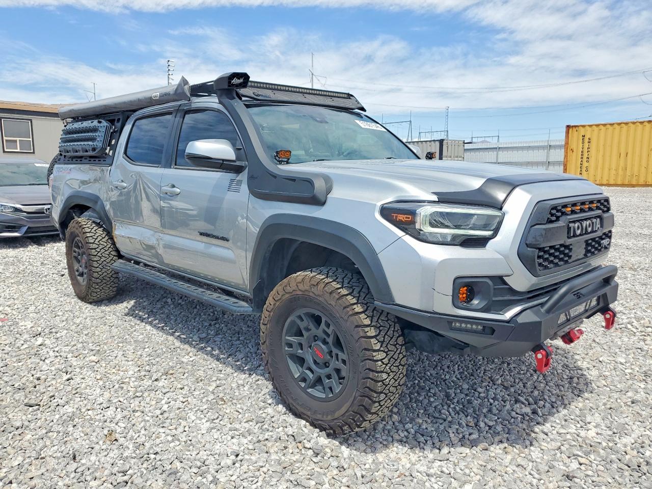 2022 TOYOTA TACOMA TRD OFF-ROAD photo 10