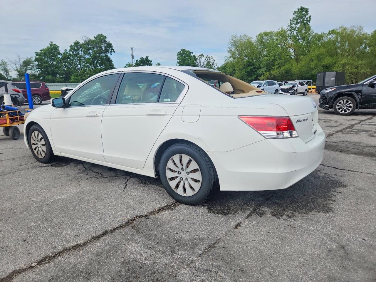 2009 HONDA ACCORD LX photo 3