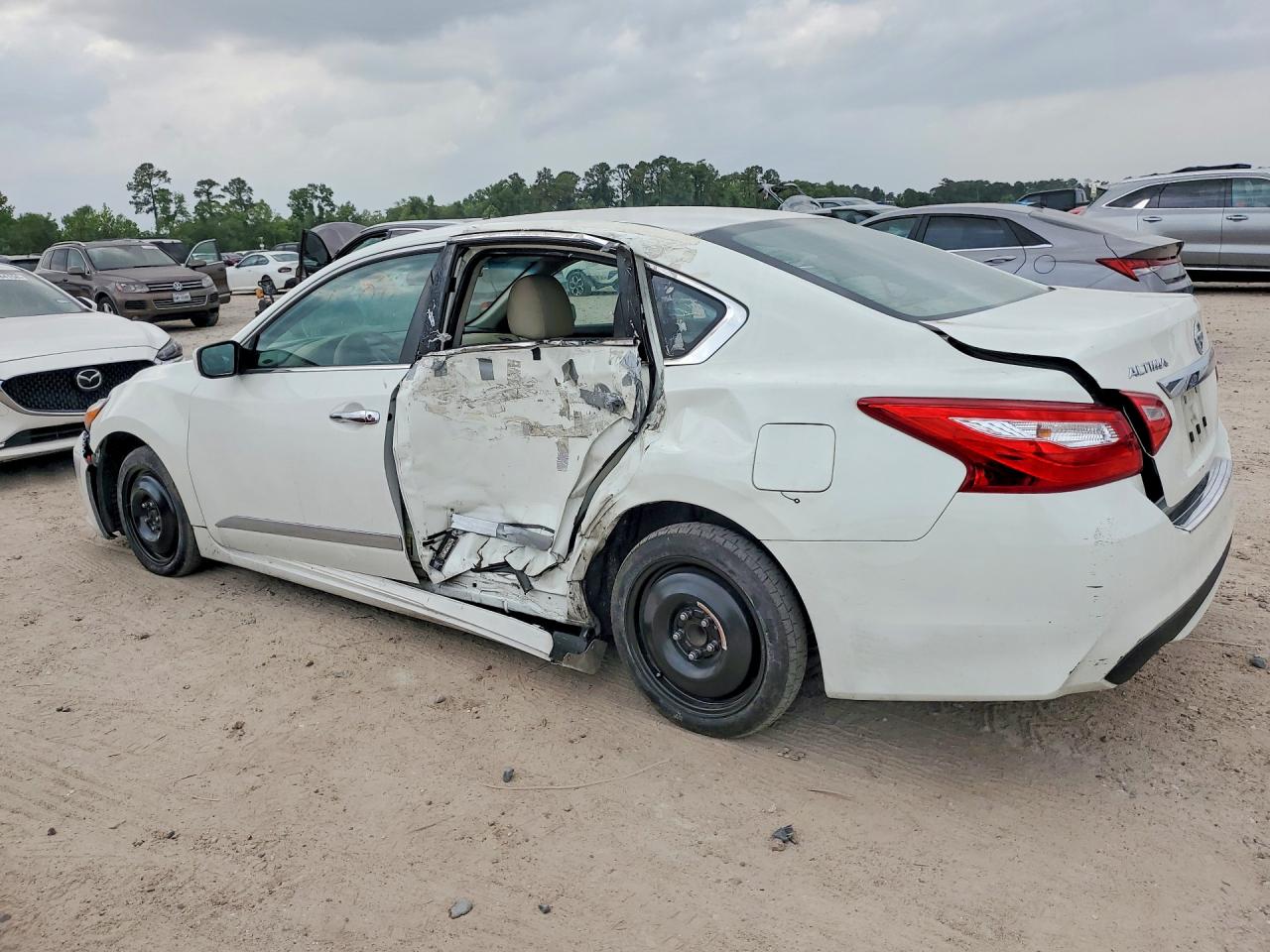 2017 NISSAN ALTIMA 2.5 S photo 2