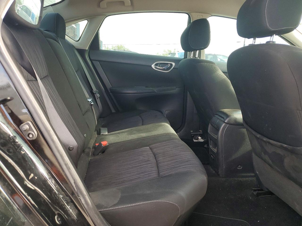 2019 NISSAN SENTRA SV photo 10