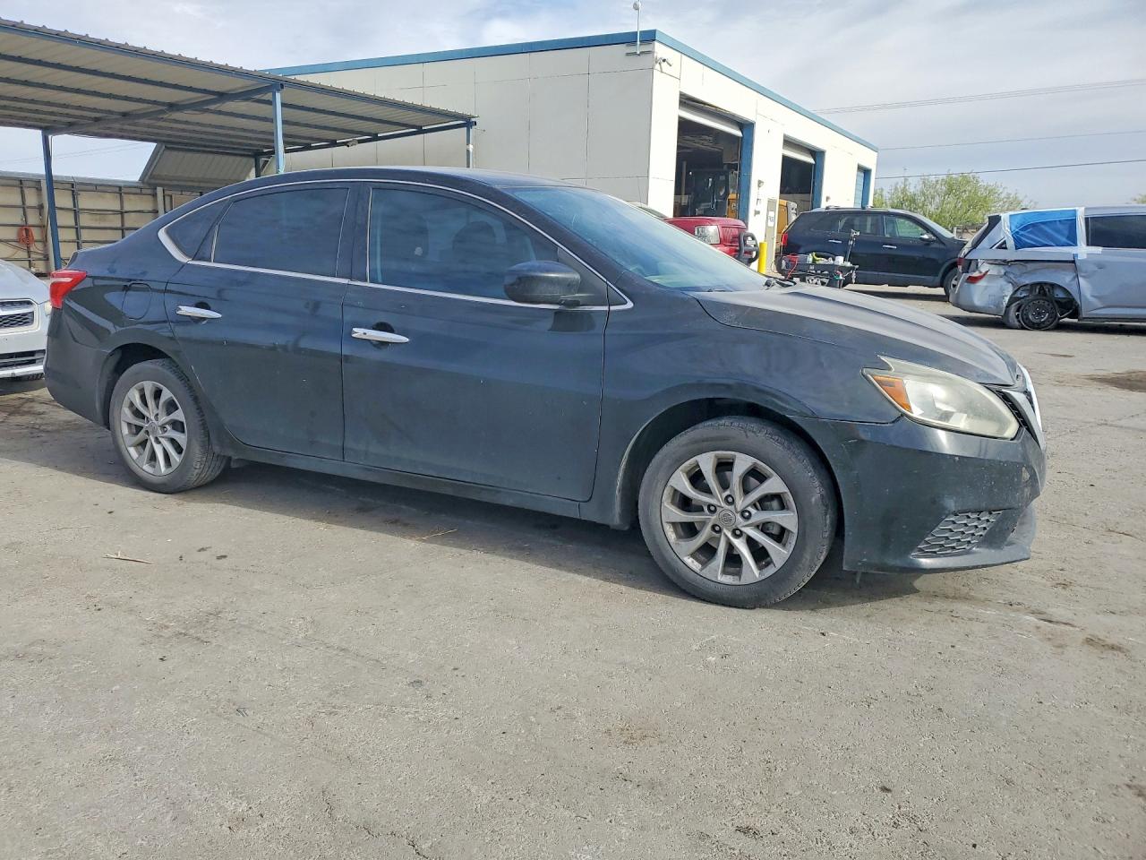 2019 NISSAN SENTRA SV photo 4