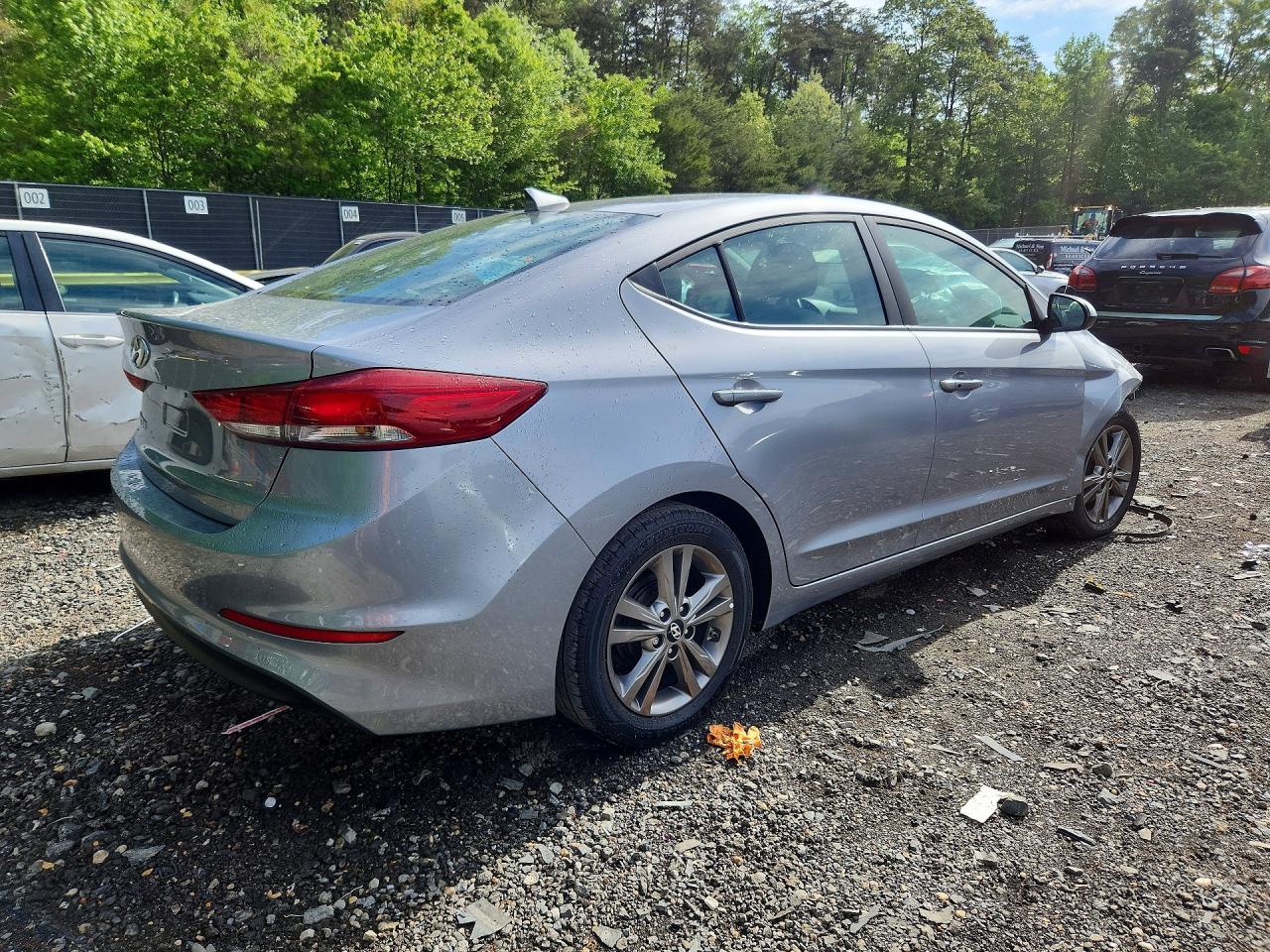 2017 HYUNDAI ELANTRA SE photo 7