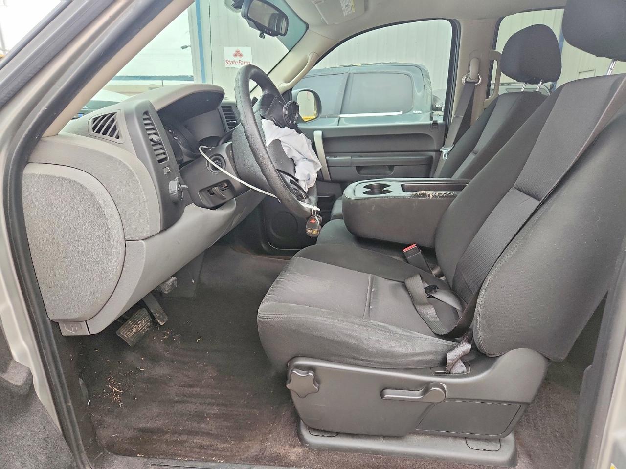 2010 GMC SIERRA C1500 SL photo 7