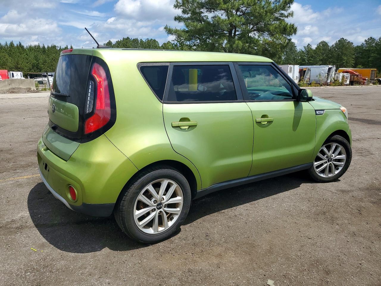 2017 KIA SOUL + photo 7