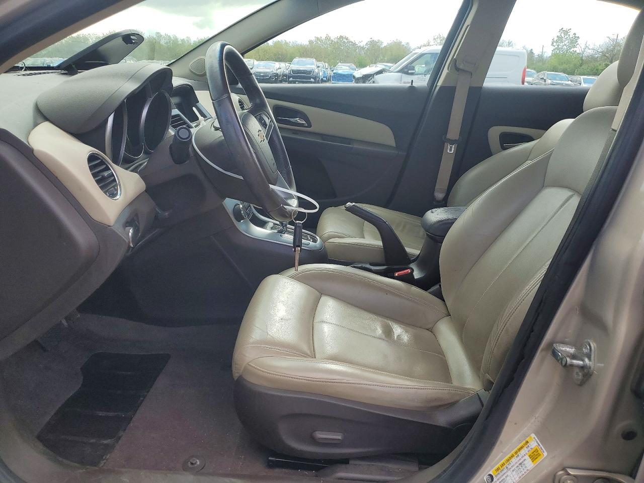 2011 CHEVROLET CRUZE LT photo 7
