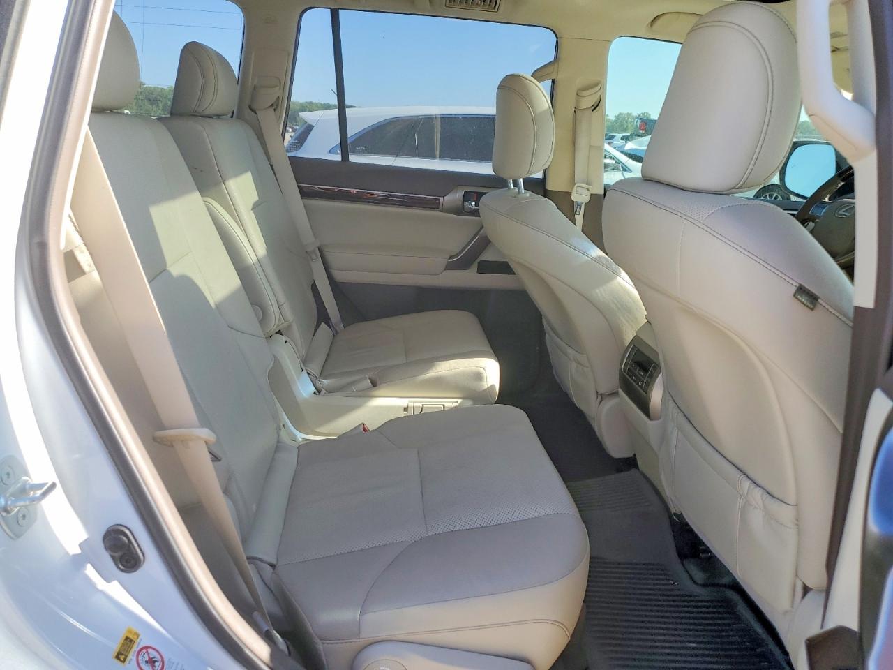 2018 LEXUS GX 460 photo 19