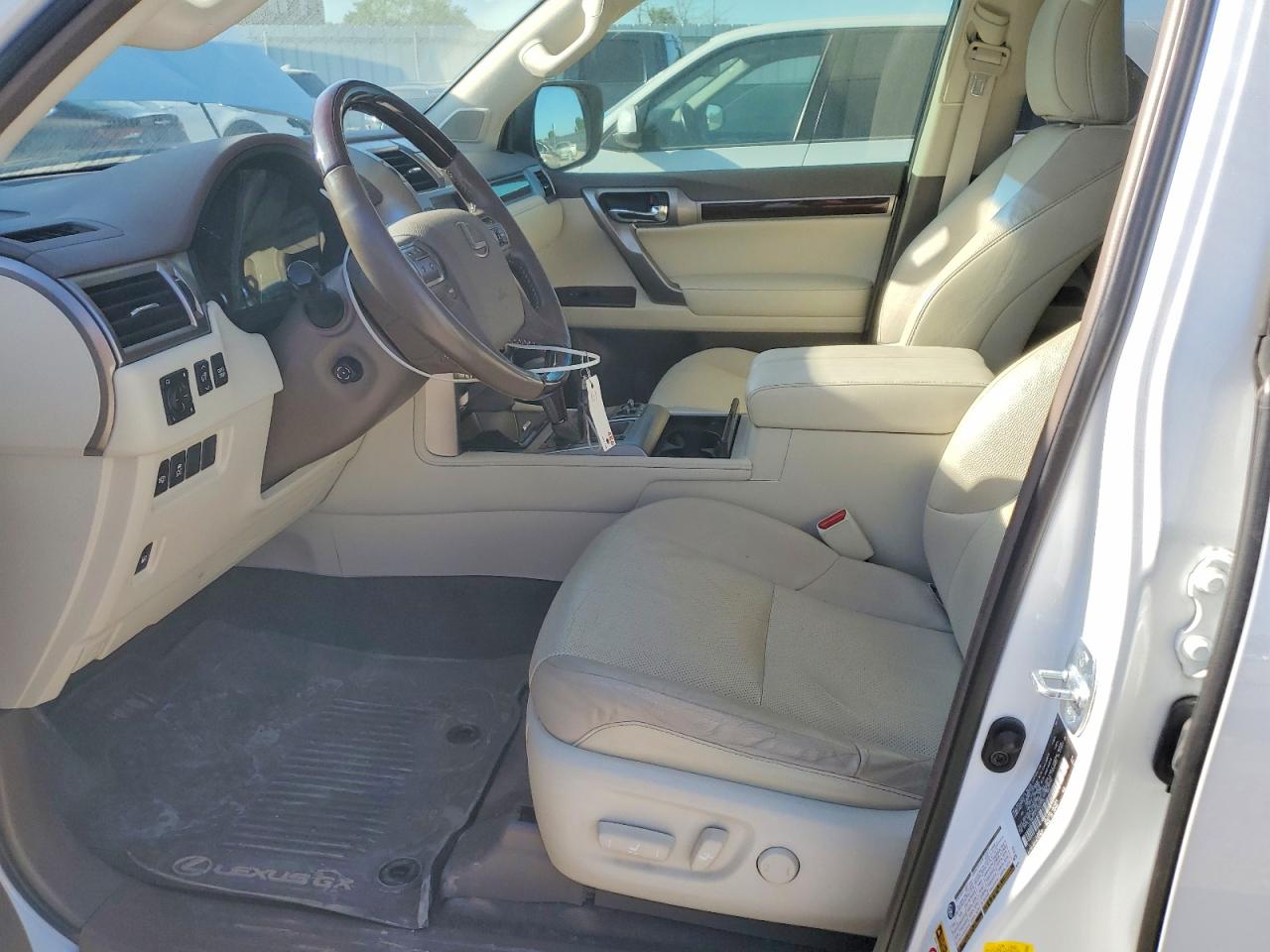 2018 LEXUS GX 460 photo 13