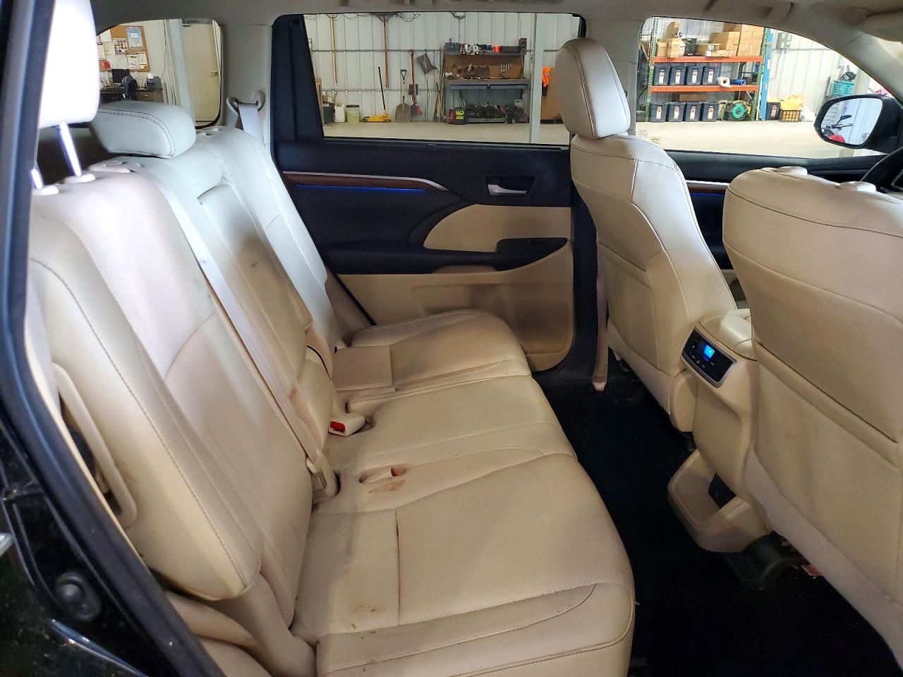2018 TOYOTA HIGHLANDER LIMITED photo 11