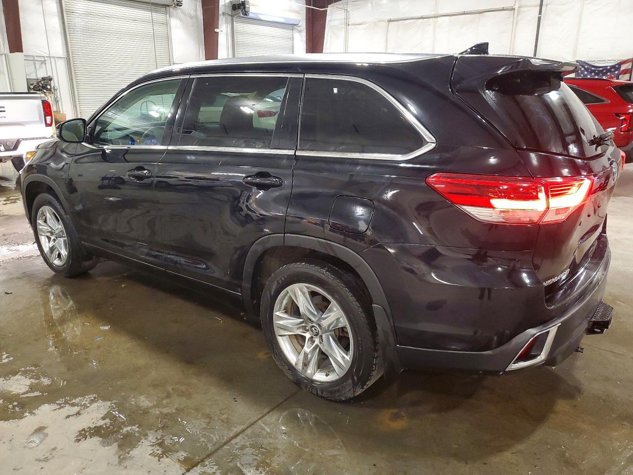2018 TOYOTA HIGHLANDER LIMITED photo 2