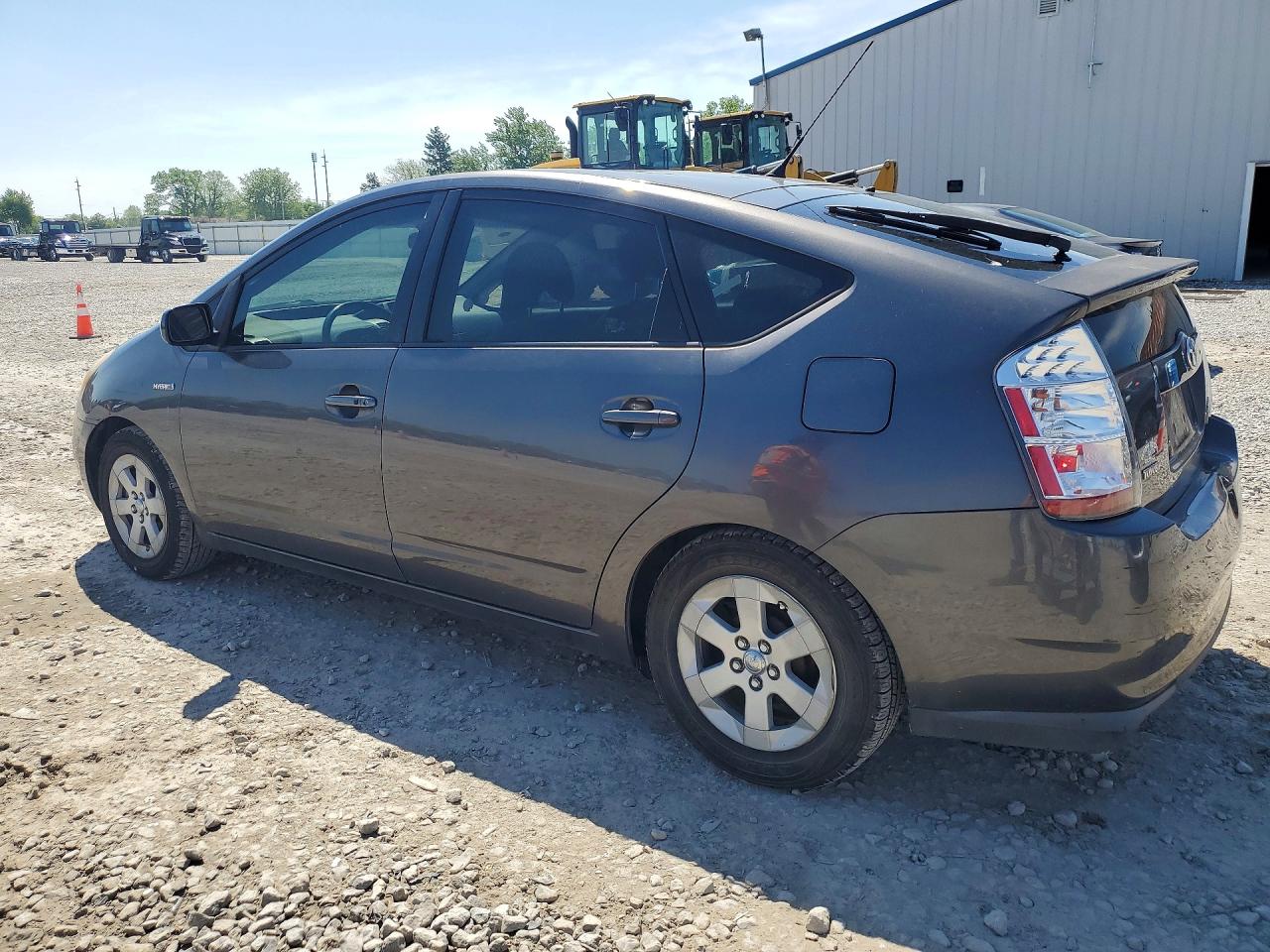2007 TOYOTA PRIUS BASE photo 3