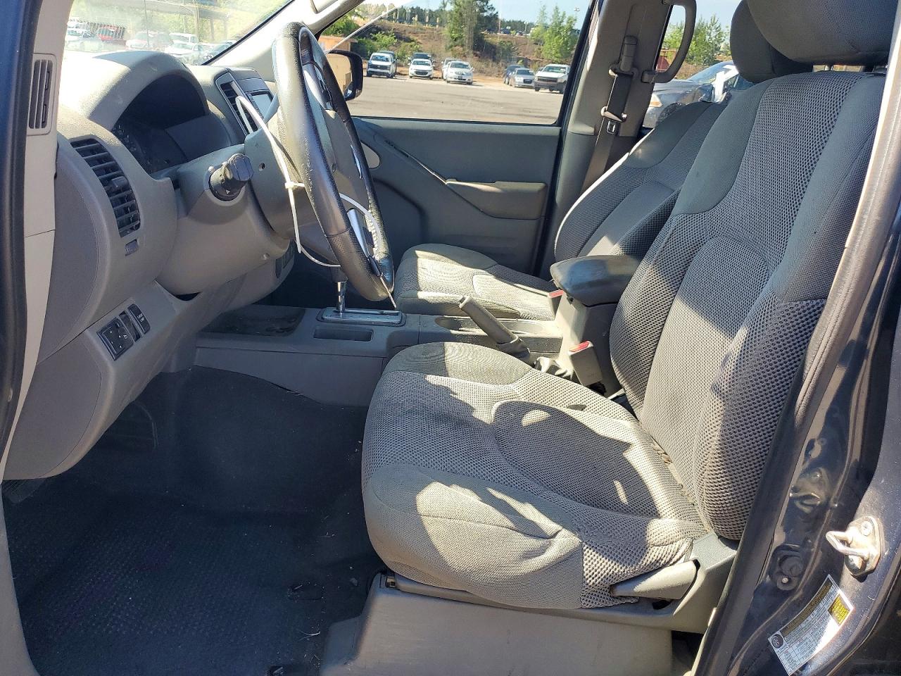 2019 NISSAN FRONTIER S photo 7
