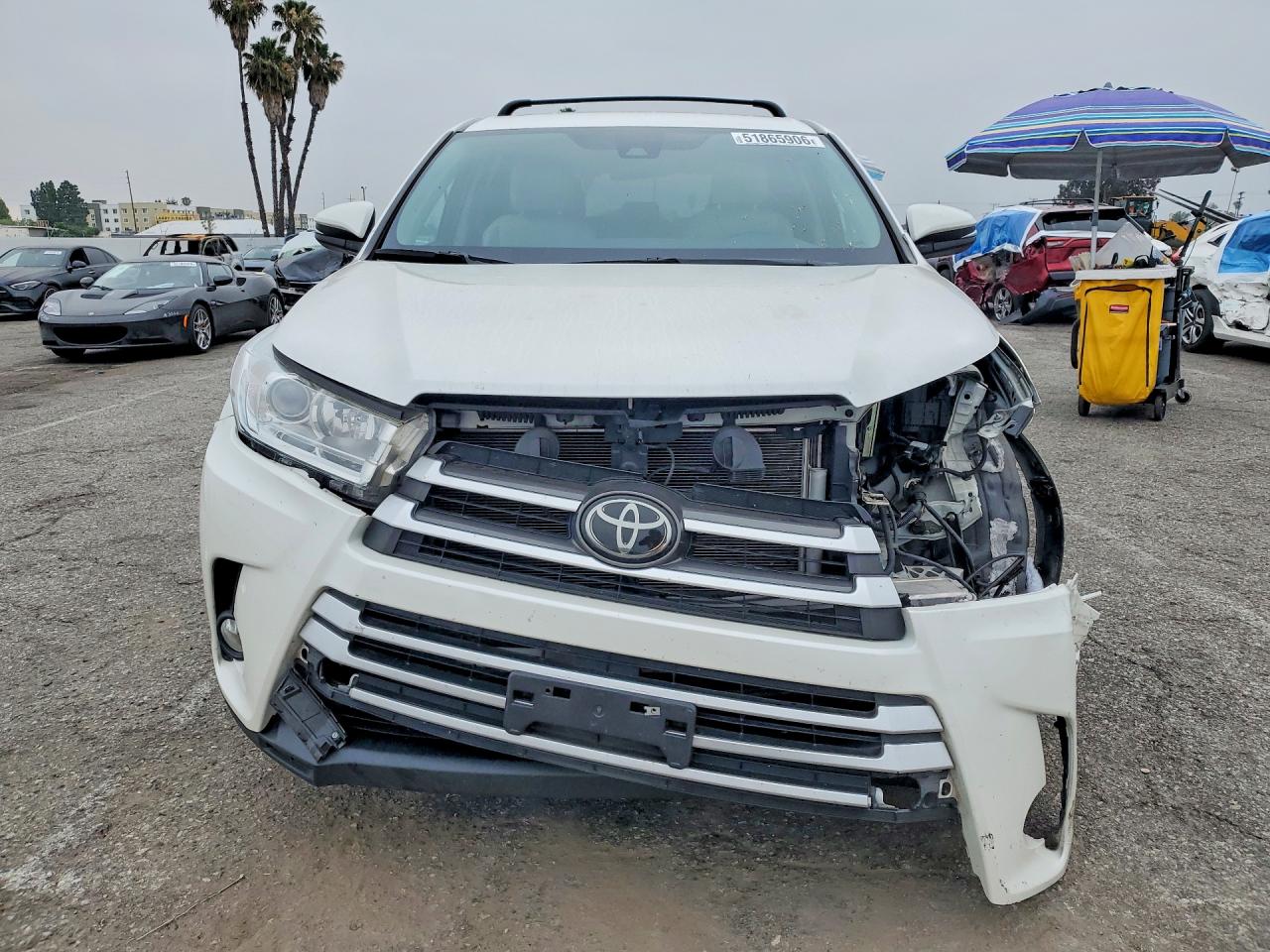 2019 TOYOTA HIGHLANDER LE PLUS photo 13