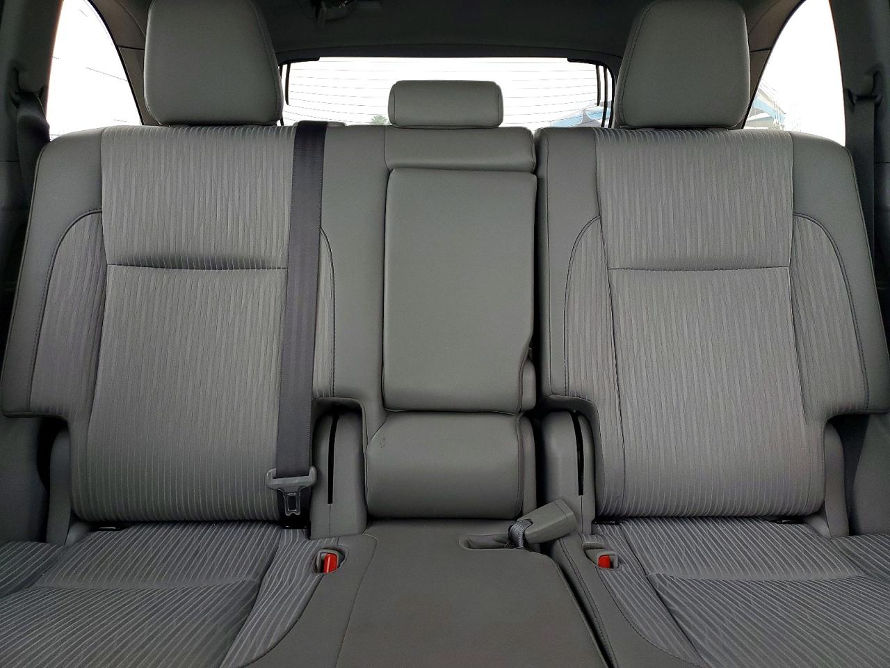 2019 TOYOTA HIGHLANDER LE PLUS photo 28