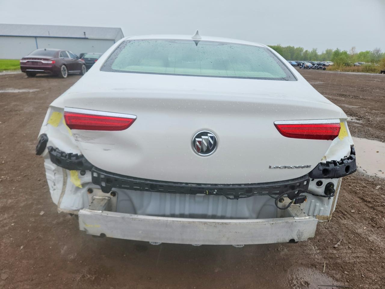 2019 BUICK LACROSSE ESSENCE photo 11
