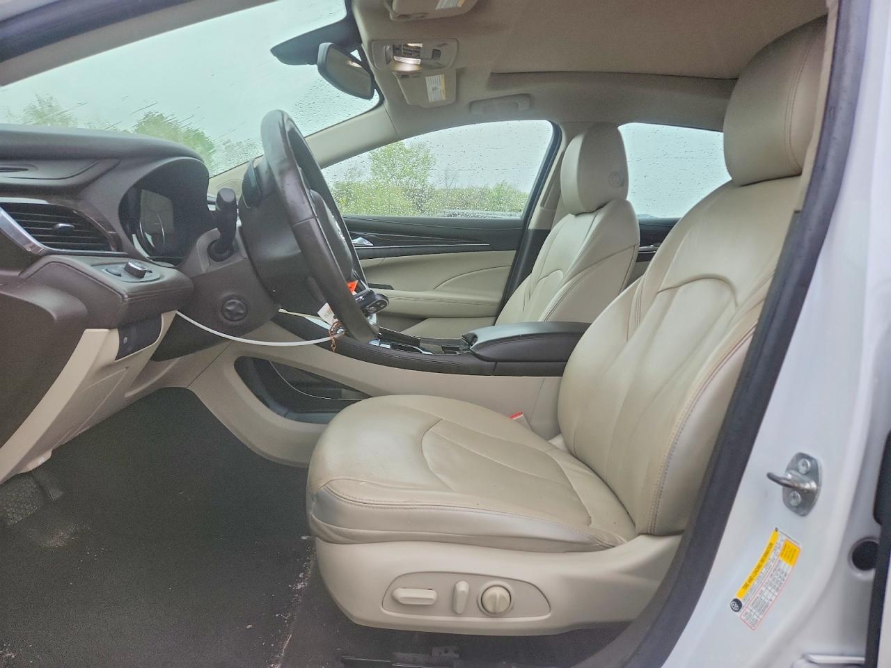 2019 BUICK LACROSSE ESSENCE photo 13