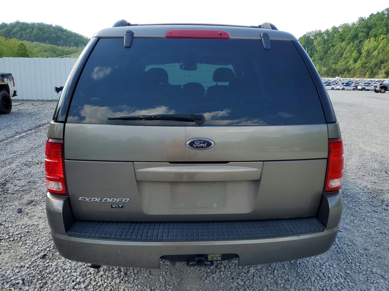 2004 FORD EXPLORER XLT photo 11
