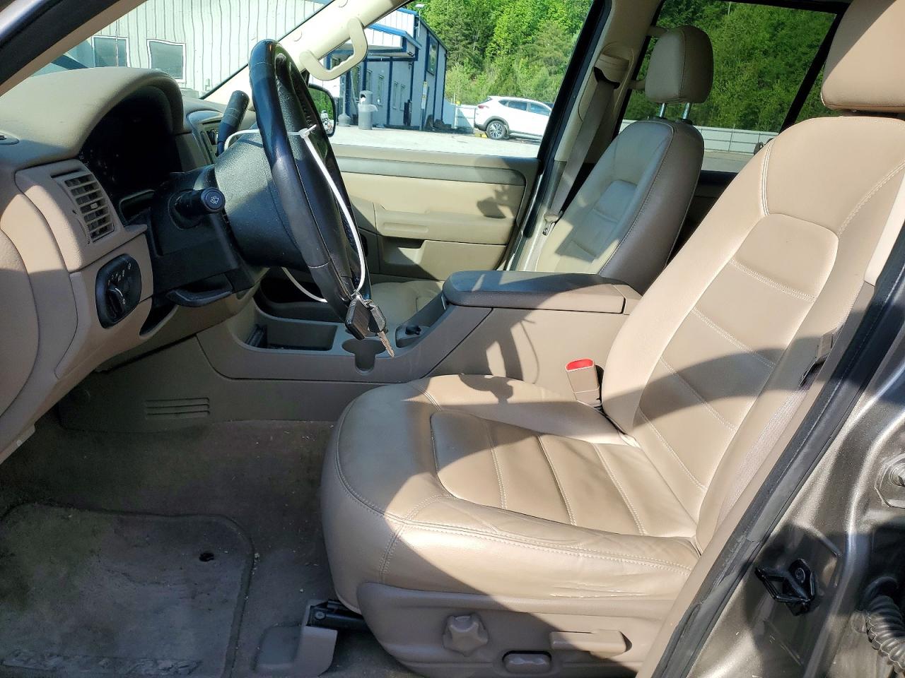 2004 FORD EXPLORER XLT photo 13