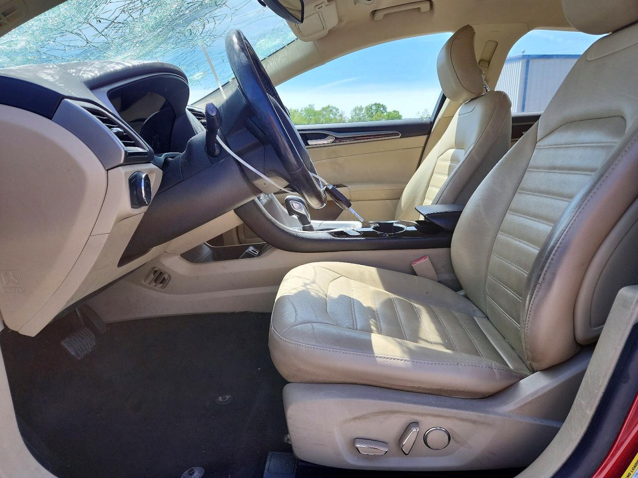 2014 FORD FUSION SE photo 19
