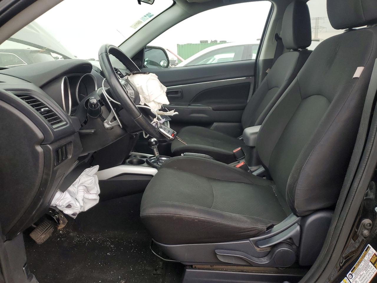 2013 MITSUBISHI OUTLANDER SPORT ES photo 13
