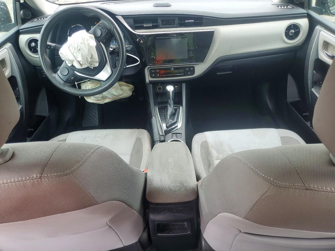 2019 TOYOTA COROLLA LE photo 15