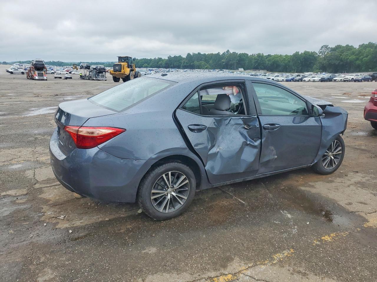 2019 TOYOTA COROLLA LE photo 5