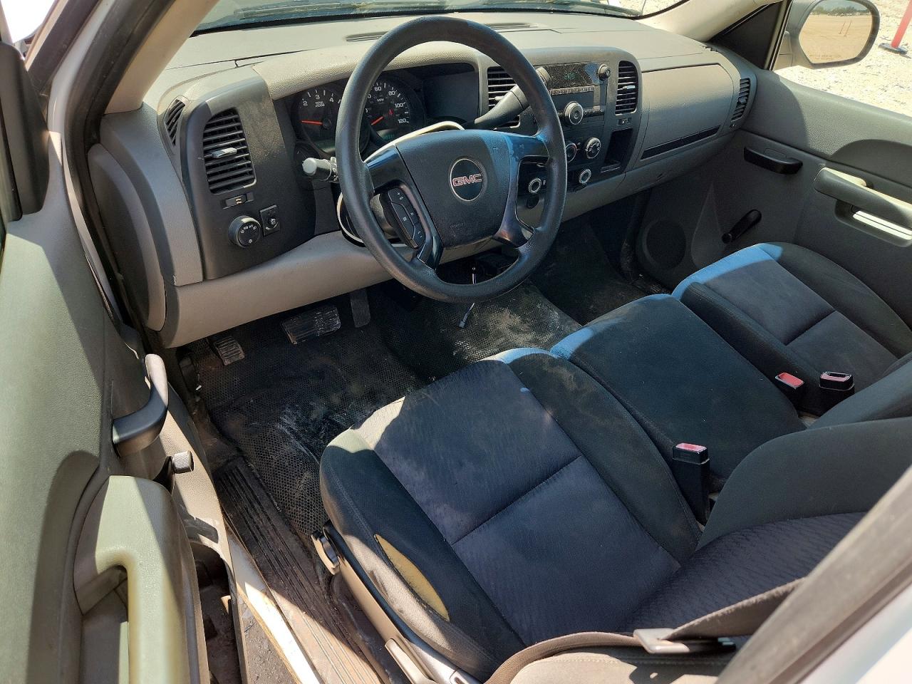 2012 GMC SIERRA C1500 photo 15