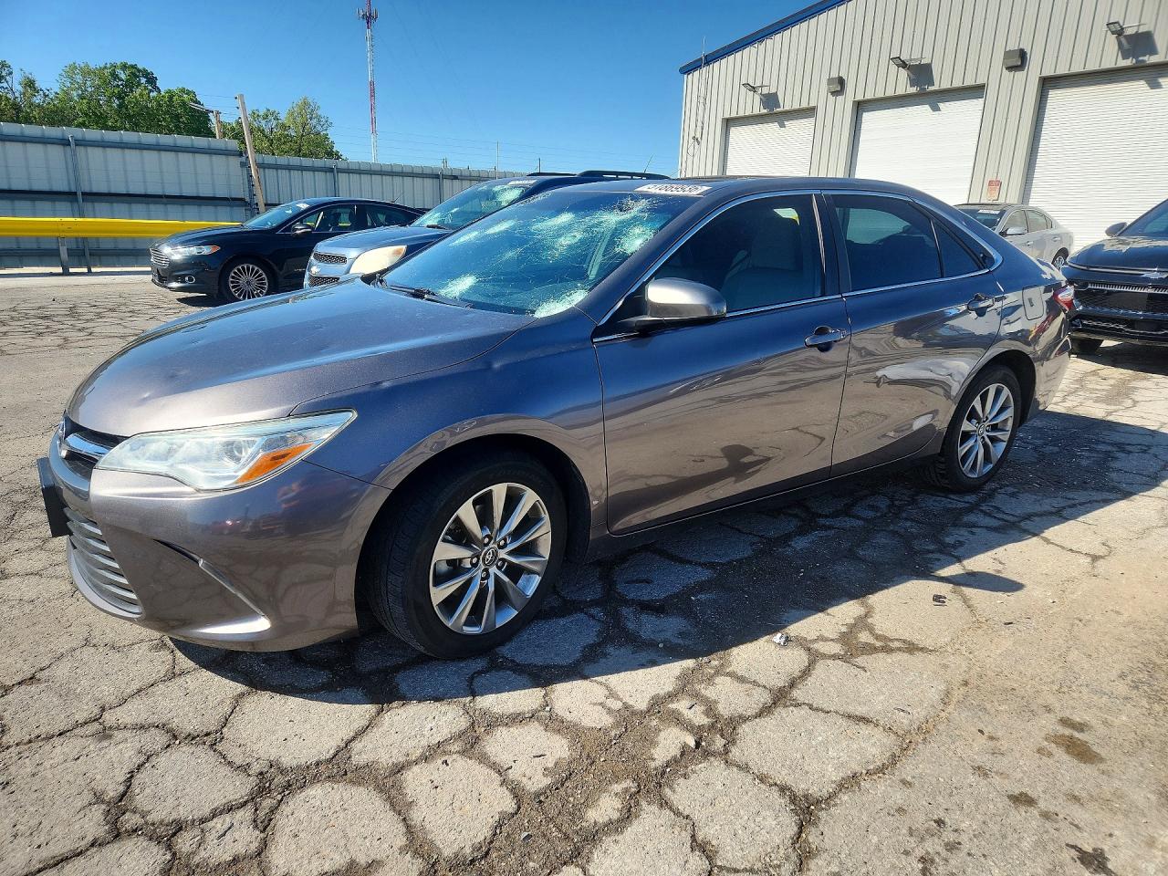 2017 TOYOTA CAMRY